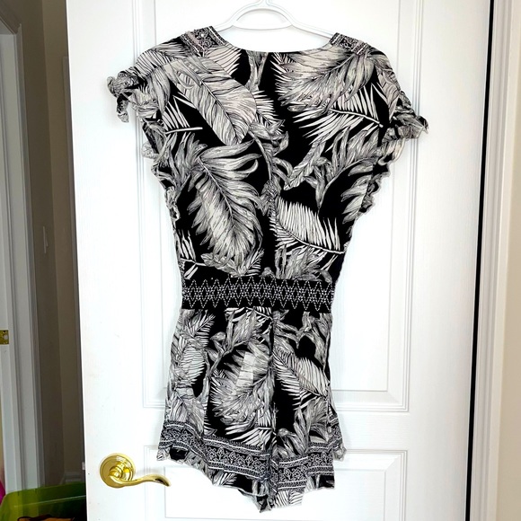 Beaded romper - Picture 2 of 3